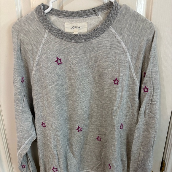 the GREAT grey sweatshirt with star embroidery - Picture 1 of 5